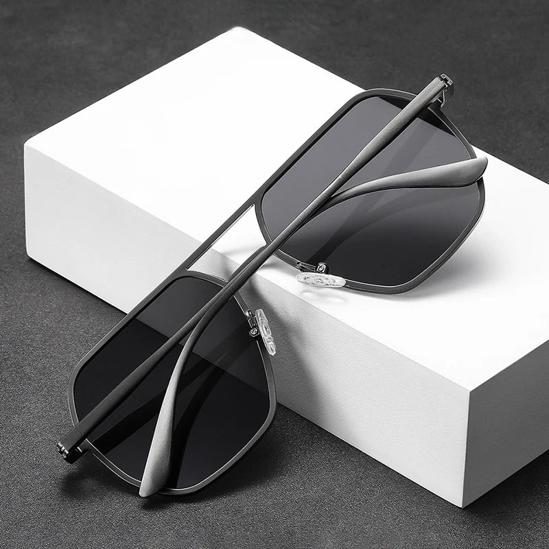 Luxury Metal Photochromic Sunglasses Men Women